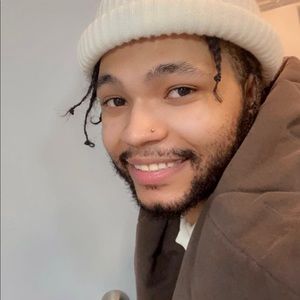 Meet your Posher, Adam